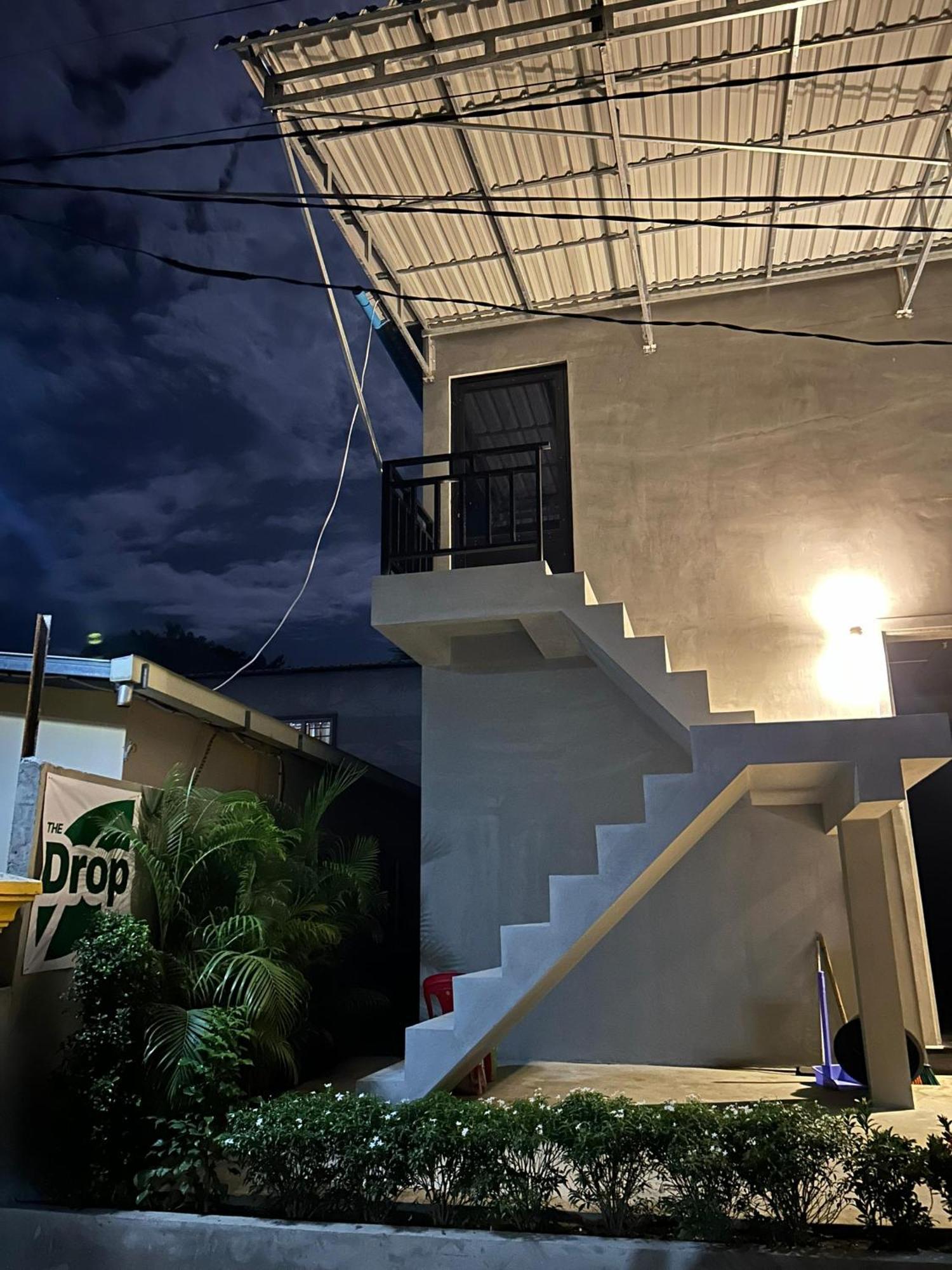The Drop Inn Siem Reap Extérieur photo